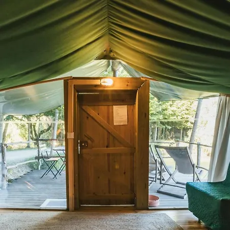 Luxury tent Parque Dos Monges