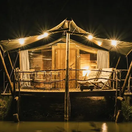 Parque Dos Monges Luxury tent