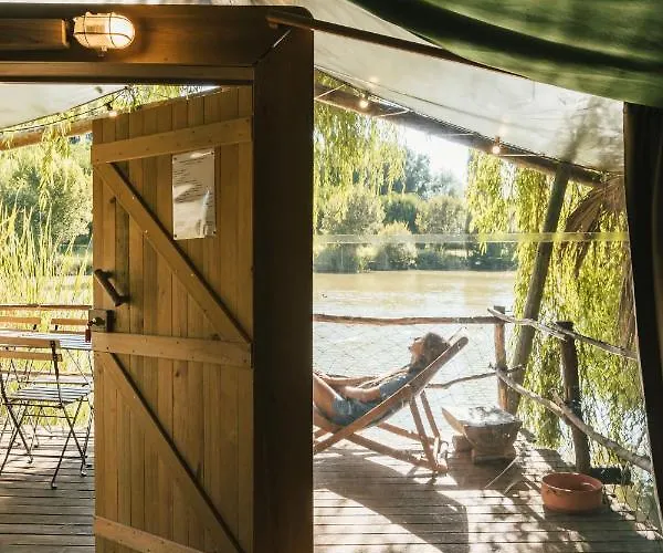 Luxury tent Parque Dos Monges