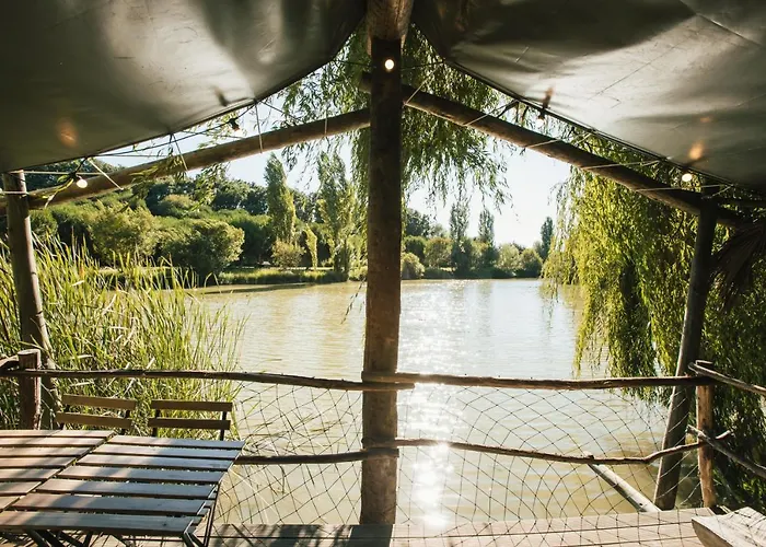 Luxury tent Parque Dos Monges *