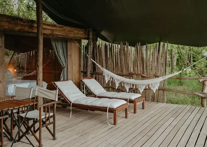 Luxury tent Parque Dos Monges