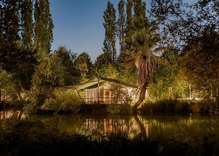 Luxury tent Parque Dos Monges *